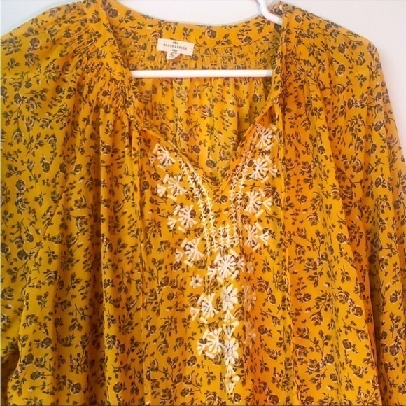 Stitch Fix Violets & Roses floral top - Picture 5 of 6